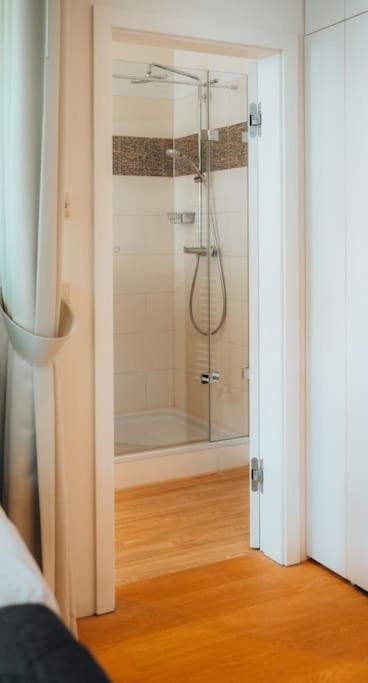 Lieblingsapartment No.11 In Toplage Mit 2 Sz Rostock Kültér fotó